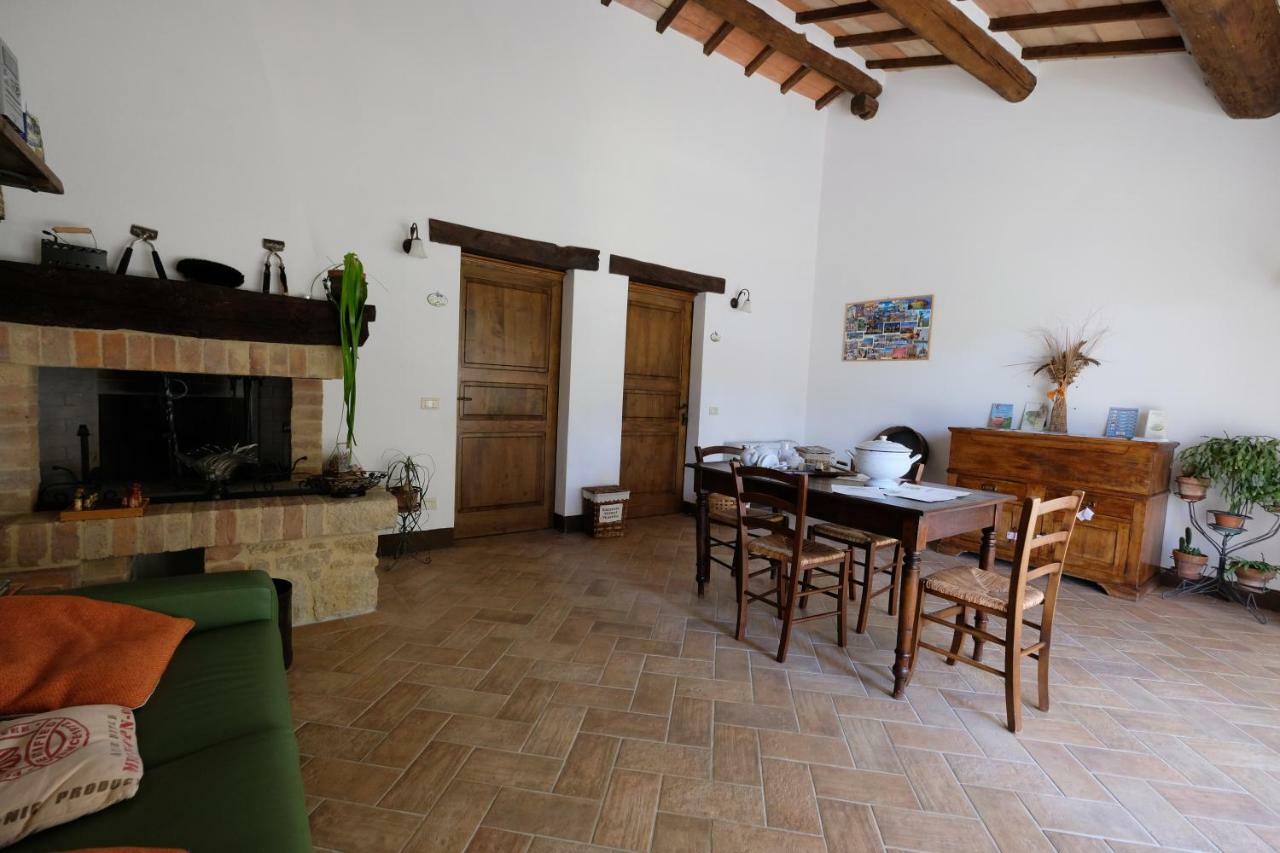 Agriturismo Santa Maria П'єнца Екстер'єр фото