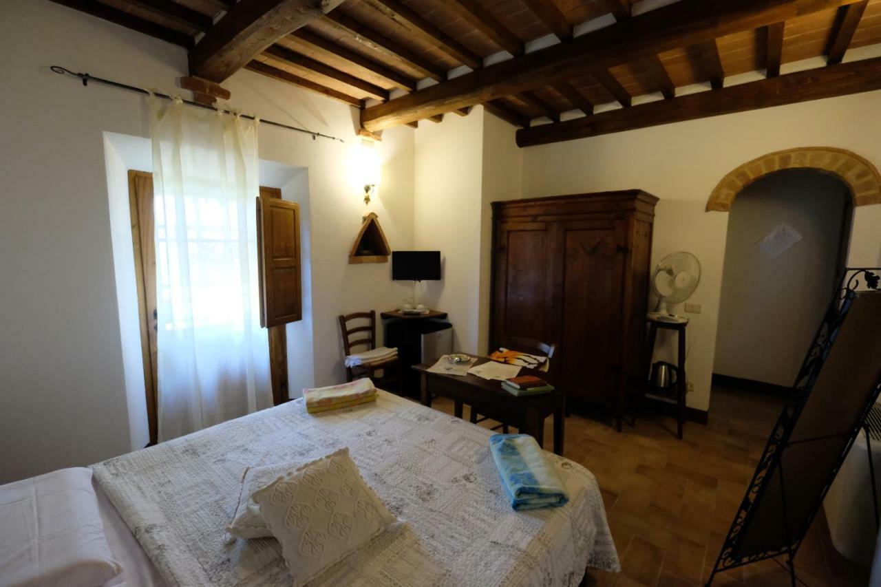 Agriturismo Santa Maria П'єнца Екстер'єр фото